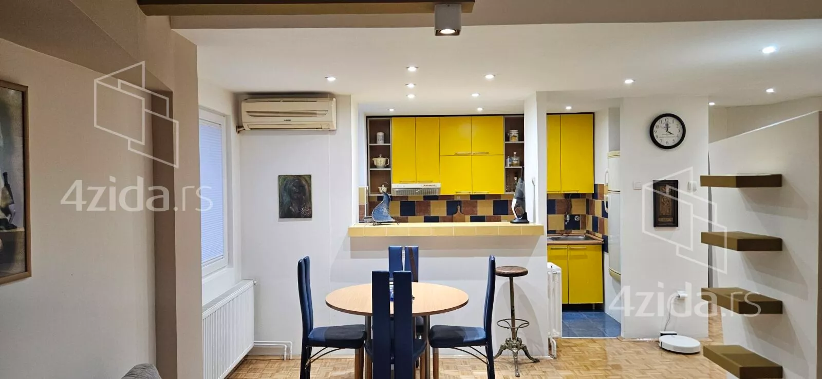 Dvoiposoban stan | 4zida