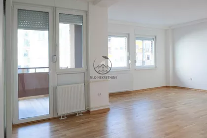 Bulevar Oslobođenja | 4zida.rs