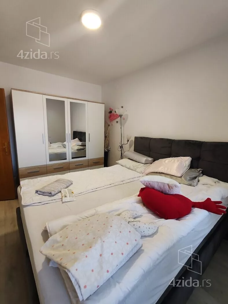 4-etažna kuća | 4zida