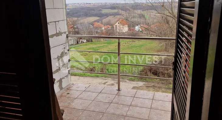 Četvoroiposoban stan | 4zida