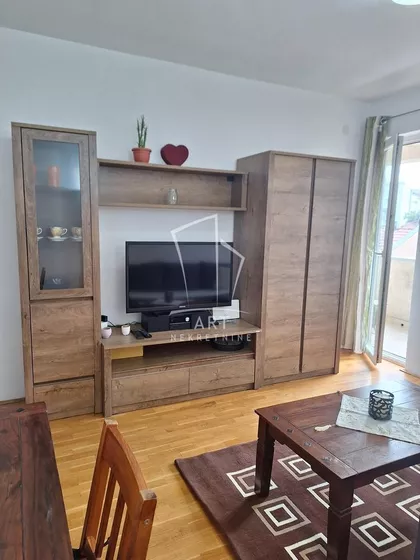 Južni Bulevar | 4zida.rs