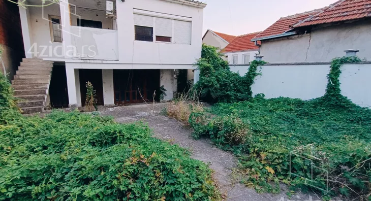 3-etažna kuća | 4zida