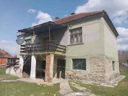 Ratković | 4zida.rs