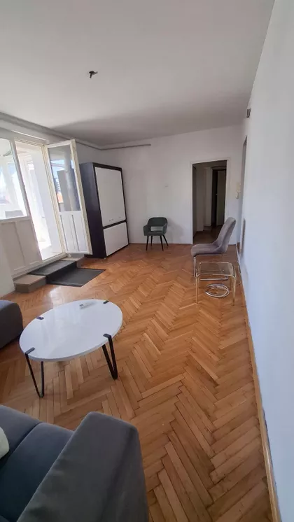 Francuska | 4zida.rs