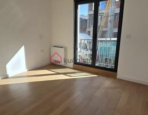 Četvoroiposoban stan | 4zida