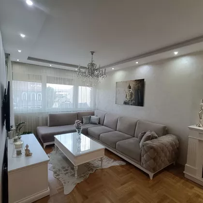 Heroja Pinkija 46 | 4zida.rs