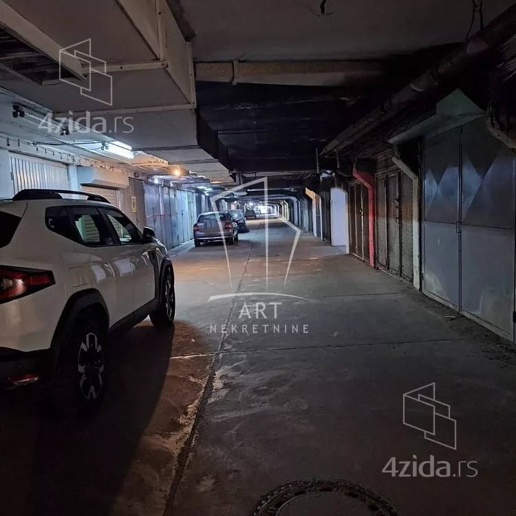 Garaža | 4zida
