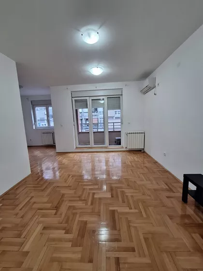 Gradske lokacije | 4zida.rs