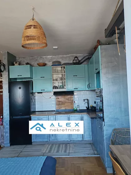 Polgar Andraša | 4zida.rs