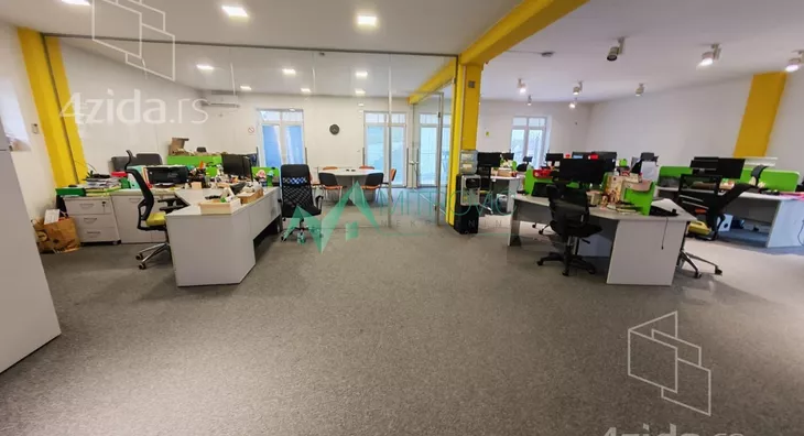 Poslovni prostor | 4zida