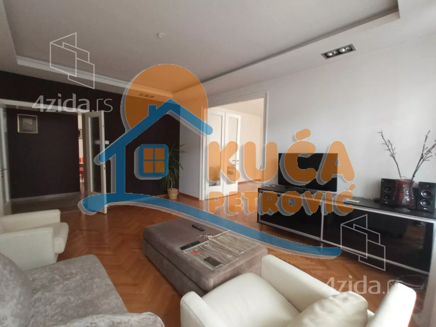 Troiposoban stan | 4zida