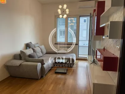 Bulevar oslobođenja | 4zida.rs