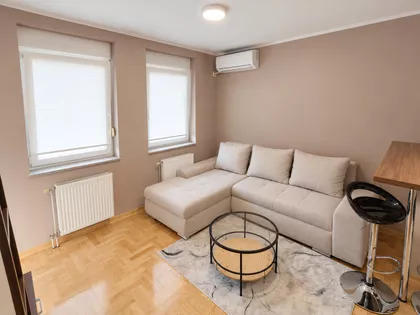 Stefana Stefanovića 2 | 4zida.rs
