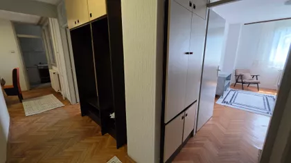 Pariske Komune 9 | 4zida.rs