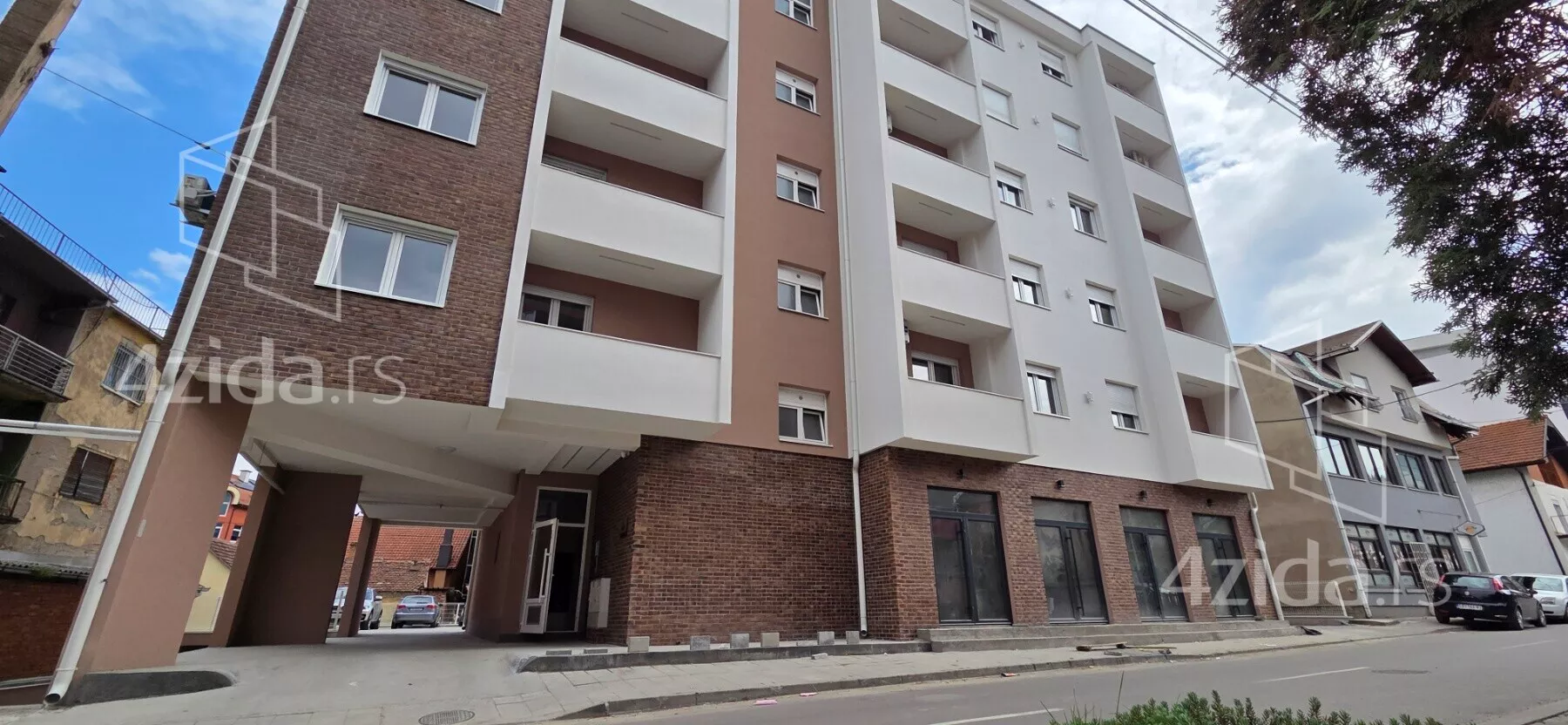 Poslovni prostor | 4zida