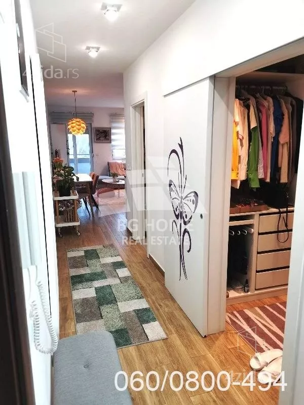 Petosoban stan | 4zida