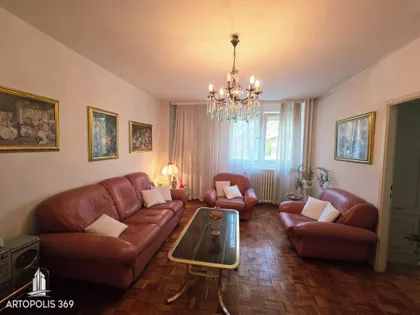 Studentska | 4zida.rs