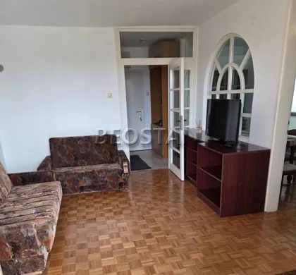 Peđe Milosavljevića | 4zida.rs