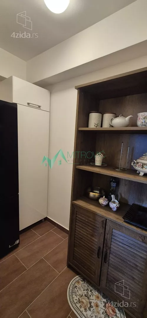 Četvoroiposoban stan | 4zida