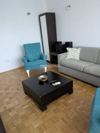 Vladimira Tomanovića | 4zida.rs