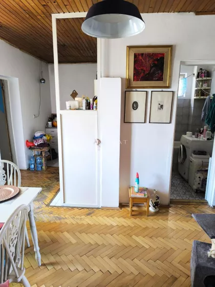 Crnogorska | 4zida.rs