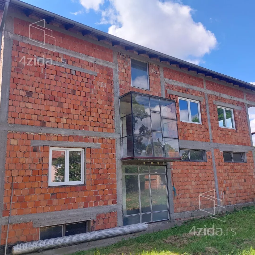 4-etažna kuća | 4zida