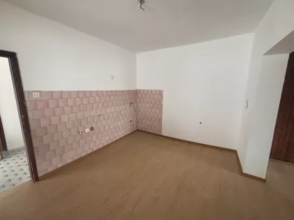 Oslobodilačka 36 | 4zida.rs