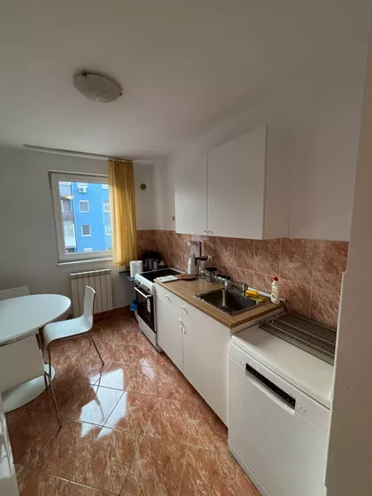 Ružice Sokić 12 | 4zida.rs