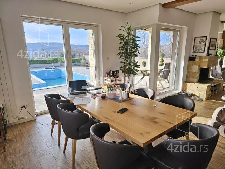 3-etažna kuća | 4zida