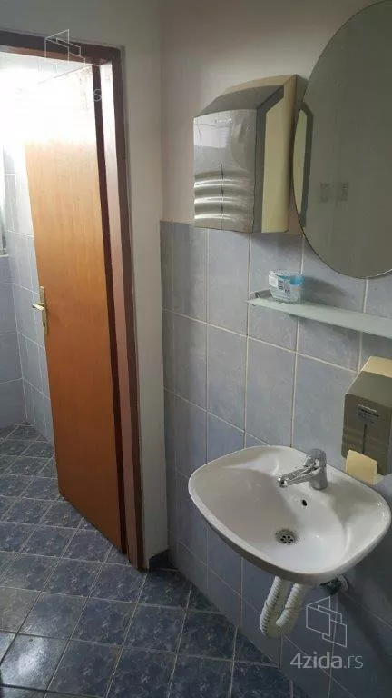 Kancelarija | 4zida
