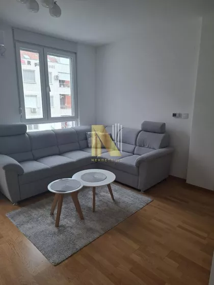 Bulevar Patrijarha Pavla (Somborski Bulevar) | 4zida.rs