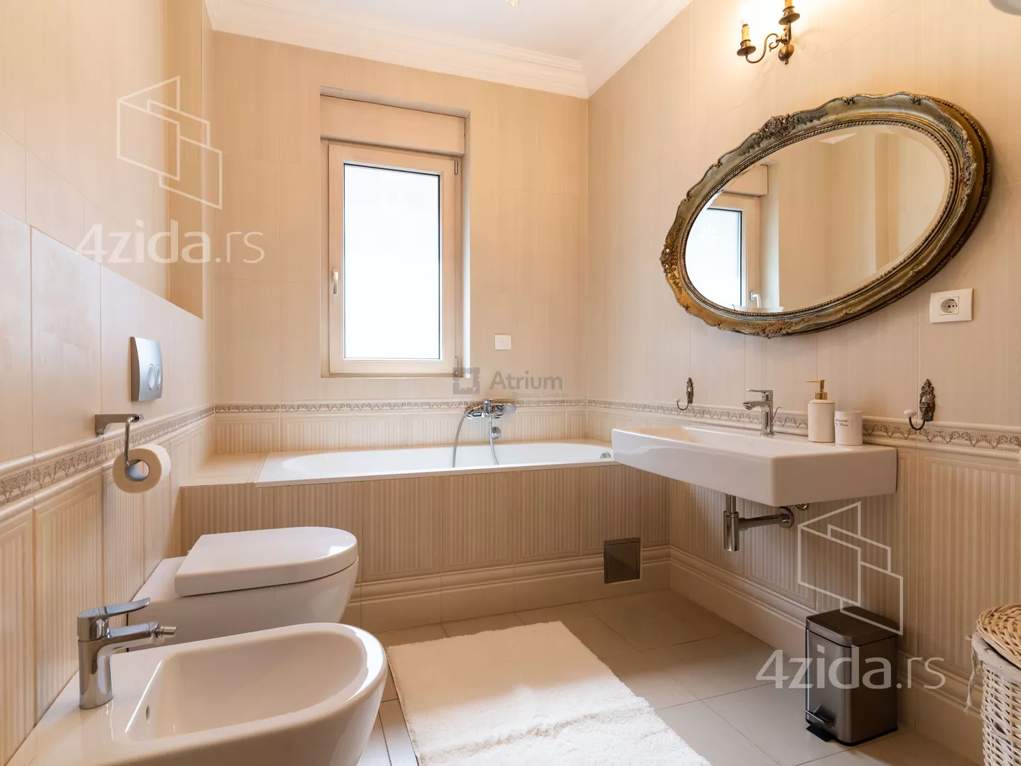 Šestosoban stan | 4zida