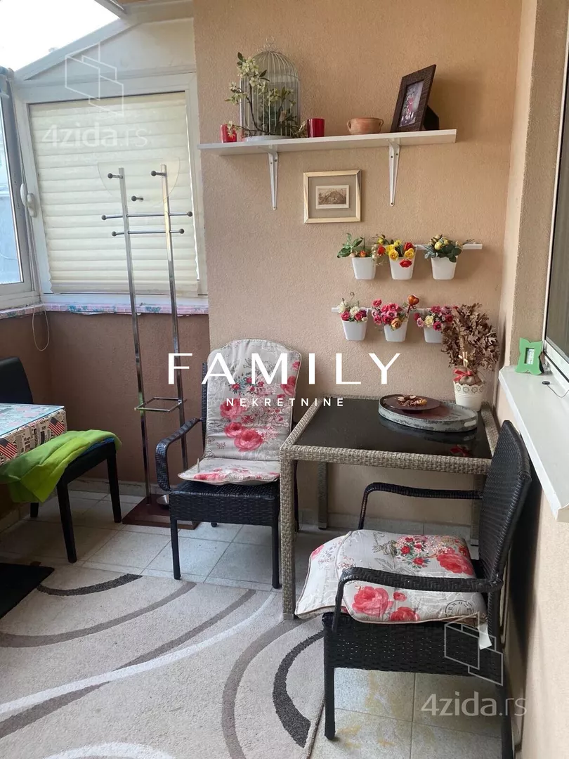 Četvoroiposoban stan | 4zida