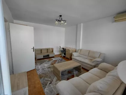 Pariske komune | 4zida.rs