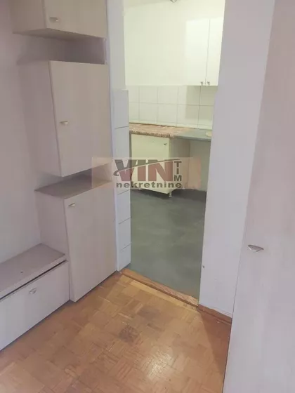 16.OKTOBRA | 4zida.rs