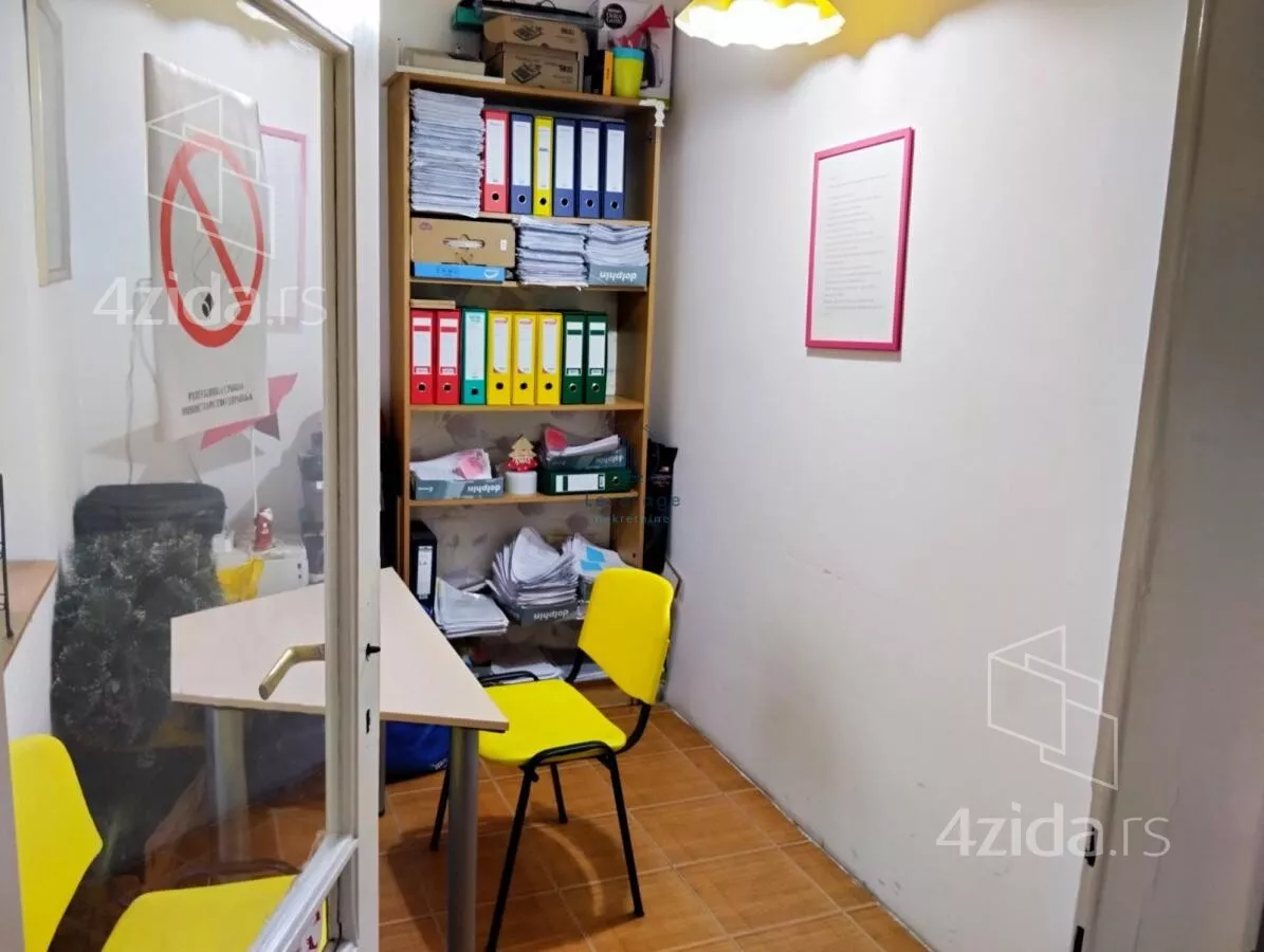 Poslovni prostor | 4zida