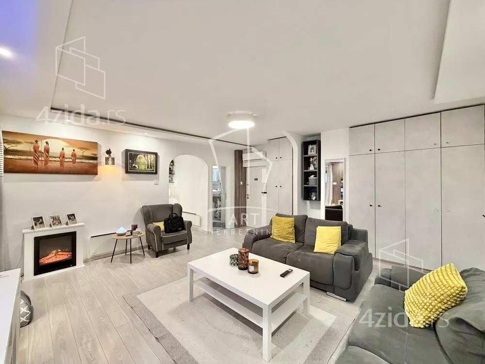 Dvoiposoban stan | 4zida