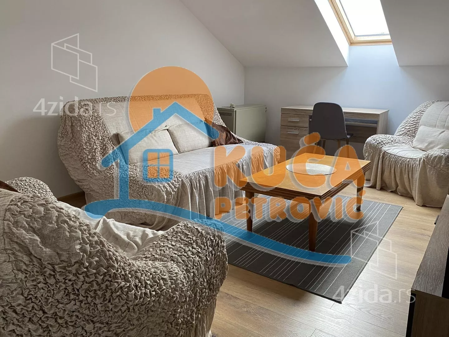 Dvoiposoban stan | 4zida