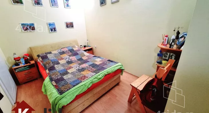 Šestosoban stan | 4zida