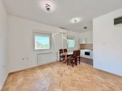Železnička | 4zida.rs