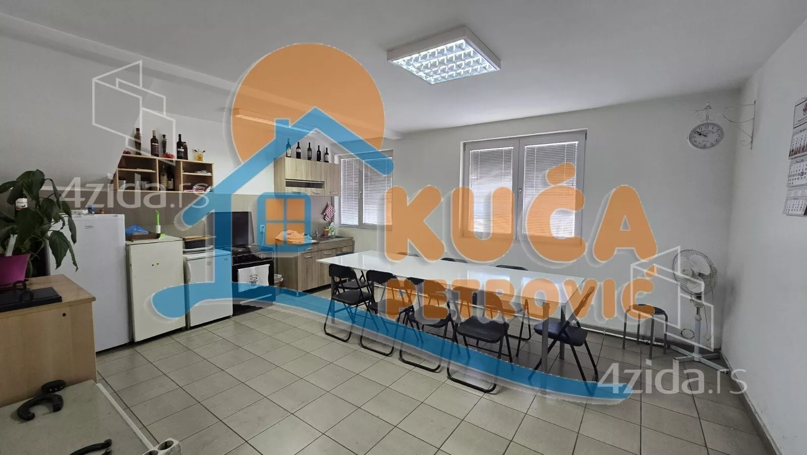 Lokal | 4zida