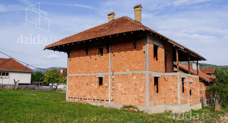 3-etažna kuća | 4zida