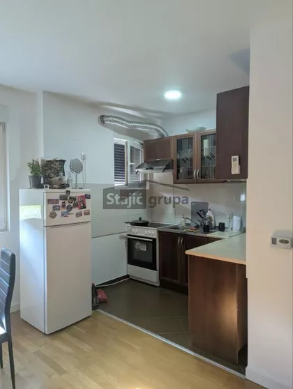 Slavonska | 4zida.rs