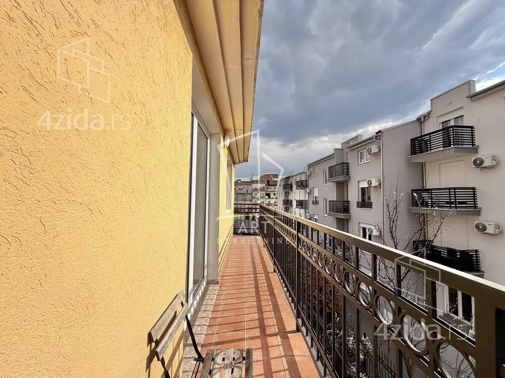 4-etažna kuća | 4zida