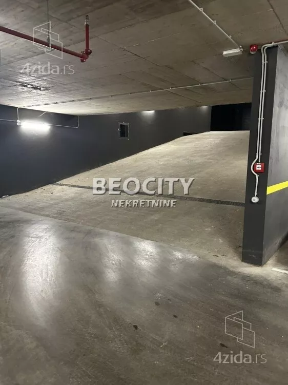 Garaža/Parking | 4zida