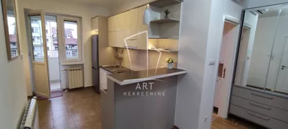 Cara Uroša | 4zida.rs