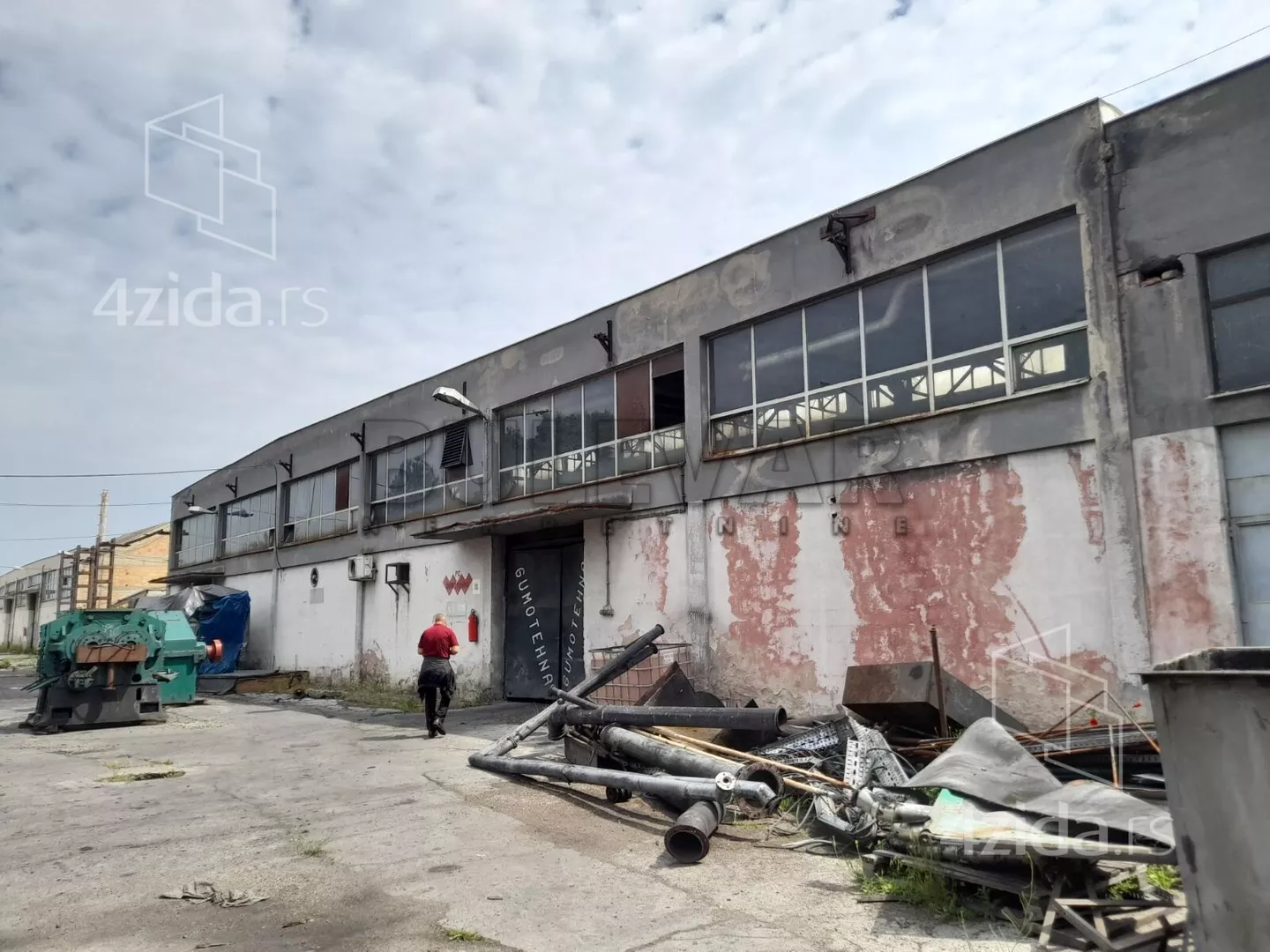 Lokal | 4zida