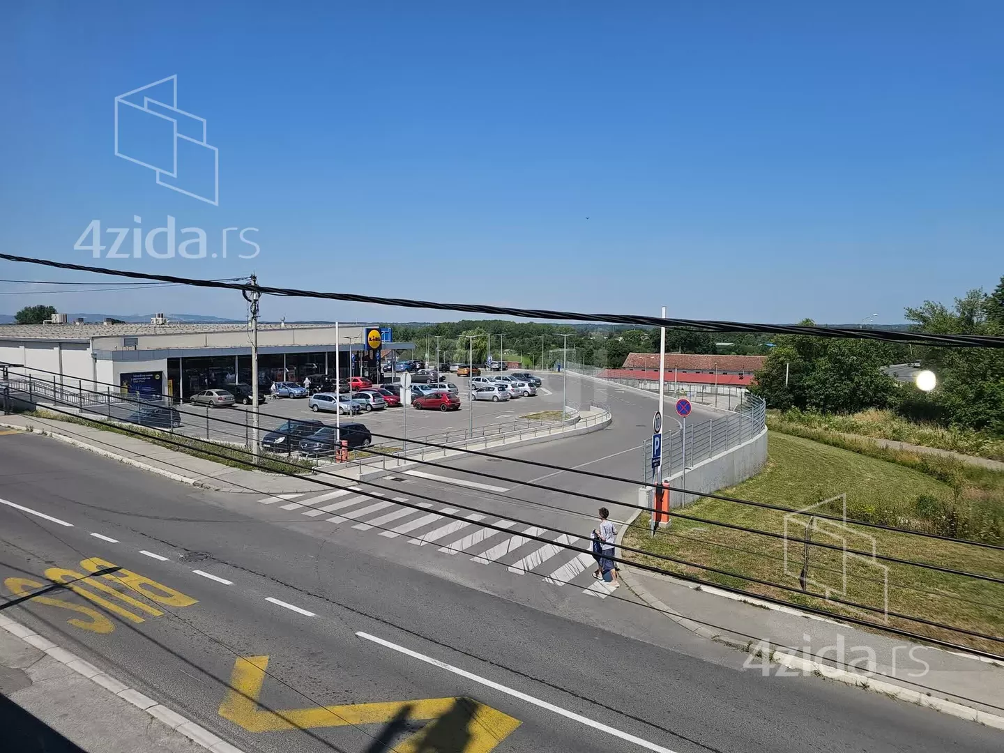 Lokal | 4zida
