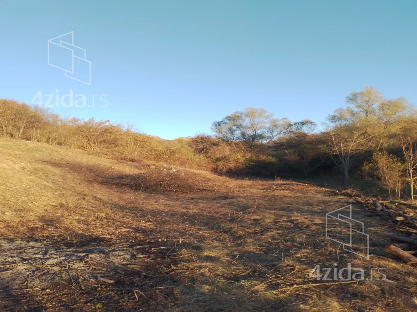 Građevinsko zemljište | 4zida
