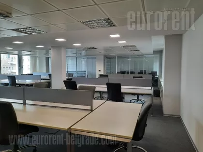 TRG REPUBLIKE | 4zida.rs